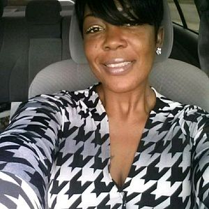 Meet your Posher, Yolanda